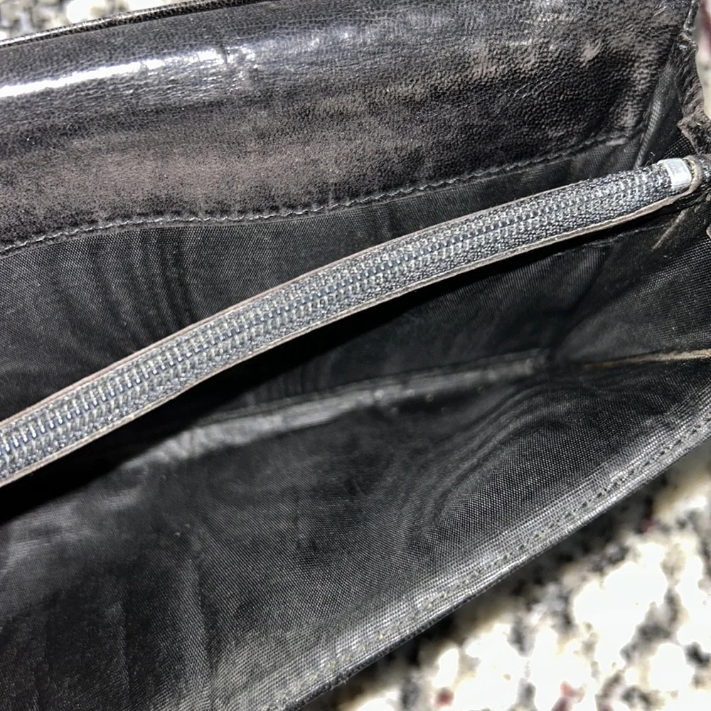 Prada Black Wallet - Picture 6 of 10